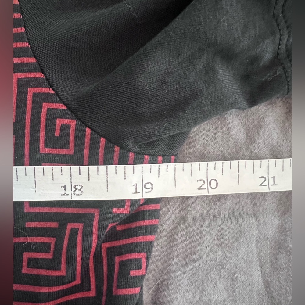 NWT Lululemon 5 Year Basic Tee *Lunar New Year size M - Picture 6 of 7